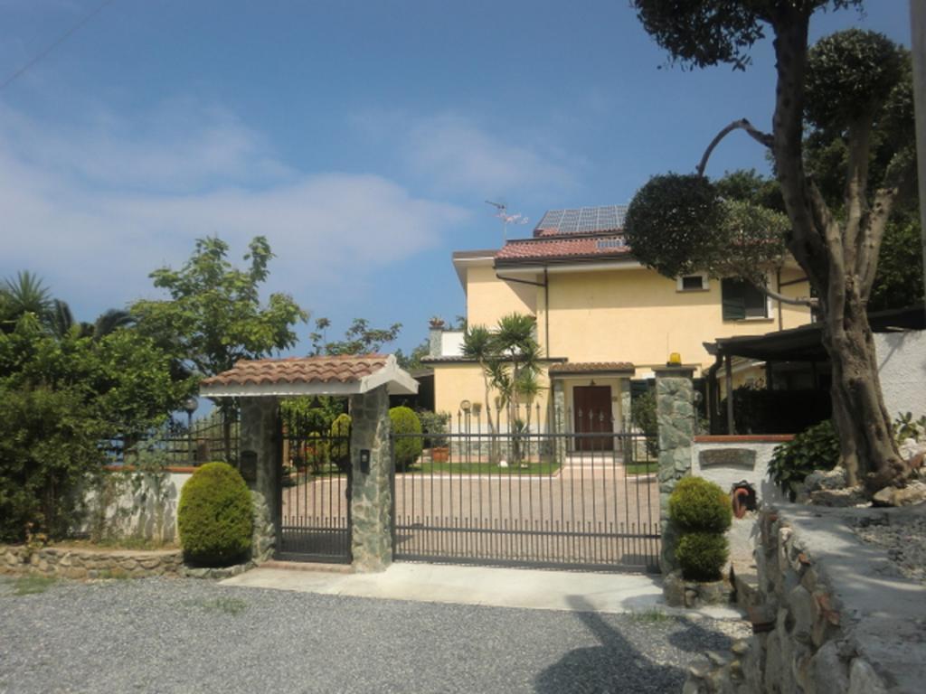 B&B L'Eucalipto Paola Kültér fotó